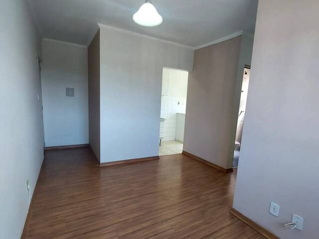 #DM203 - Apartamento para Venda em Botucatu - SP - 2