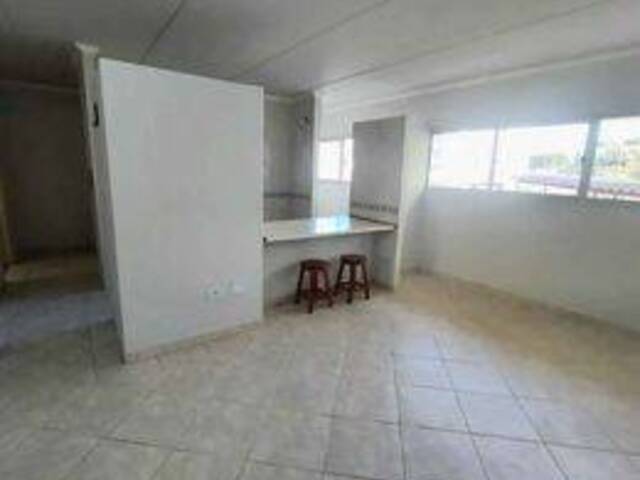 #DM222 - Apartamento para Venda em Botucatu - SP