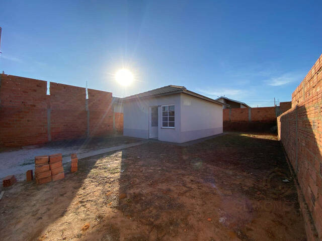 Casa para Venda em Botucatu - 3