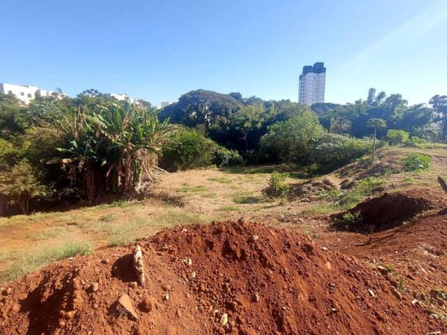 Terreno para Venda em Botucatu - 3