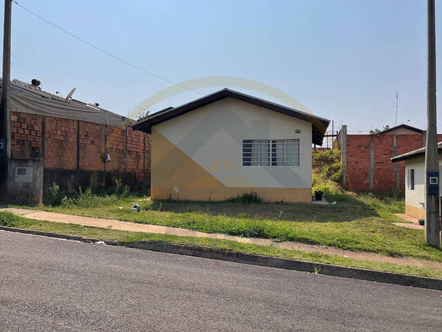 #ACCA07 - Casa para Venda em Botucatu - SP - 2