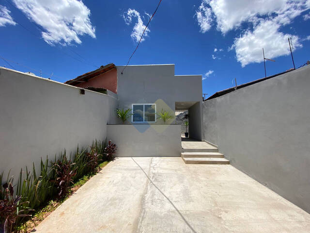 Casa para Venda em Botucatu - 2