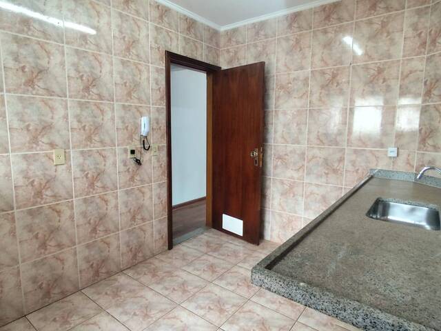 Apartamento para Venda em Botucatu - 4